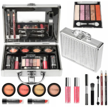 Набор декоративной косметики в алюминиевом кейсе с зеркалом Makeup set MC1488 Серебристый (MC1488-AV)