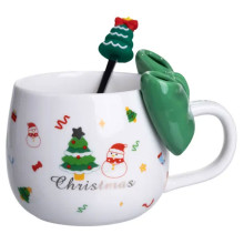 Новогодняя фарфоровая чашка с ложкой Merry Christmas 400 (мл) Зеленый FM-CS-19B FM-CS-19B (LG-FM-CS-19B)