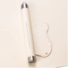 Силіконовий килимок зі качалкою для розкочування тіста Бежевий HP34547W (LG-2183953914) Силіконовий килимок зі качалкою для розкочування тіста Бежевий HP34547W (LG-2183953914)