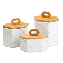 Набір банок для сипучих продуктів 3 шт 19 см *16 см* 11.5 см білий HP276 (LG-2183918398) Набір банок для сипучих продуктів 3 шт 19 см *16 см* 11.5 см білий HP276 (LG-2183918398)