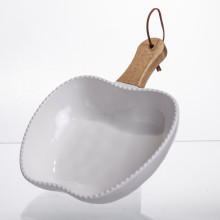 Тарелка фарфоровая глубокая с ручкой Яблоко 25×20×5 (см) Белый ZJH-15-6 (LG-ZJH-15-6)