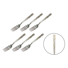 Набор серебристых столовых вилок с узором 